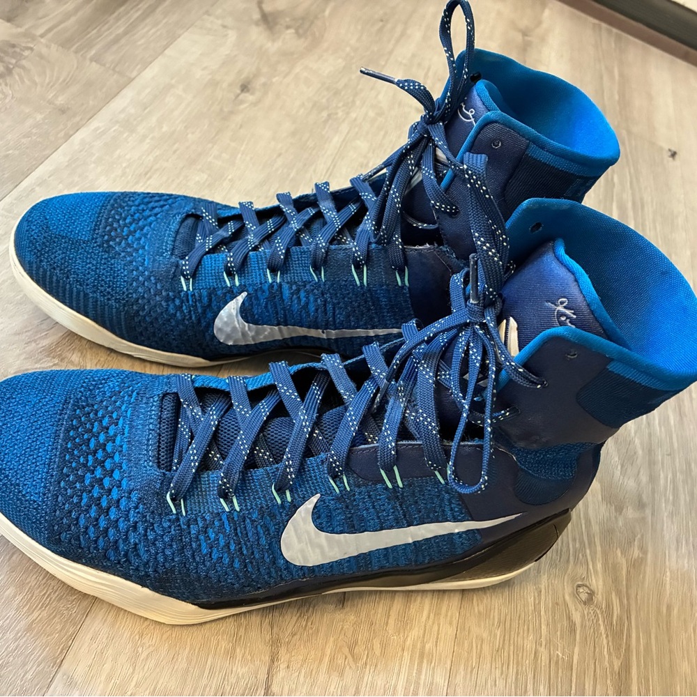 Nike kobe 9 hi cut size 12